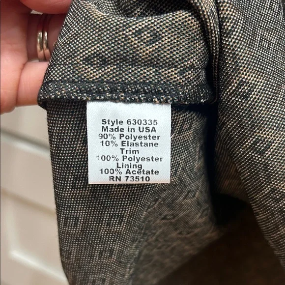 Ivy Jane Elegant Green and Brown Diamond Knit Women's Top XS (NWT) - Picture 6 of 6